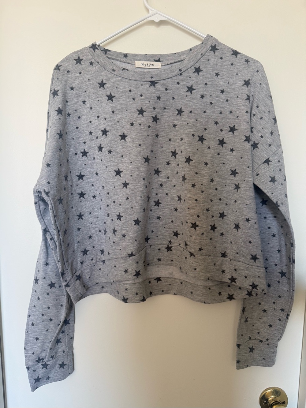 Mikey & Joey Gray Star Print Cropped Sweatshirt Size L